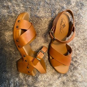 Patricia Nash, Size 8 Gigi Platform Clog Sandals